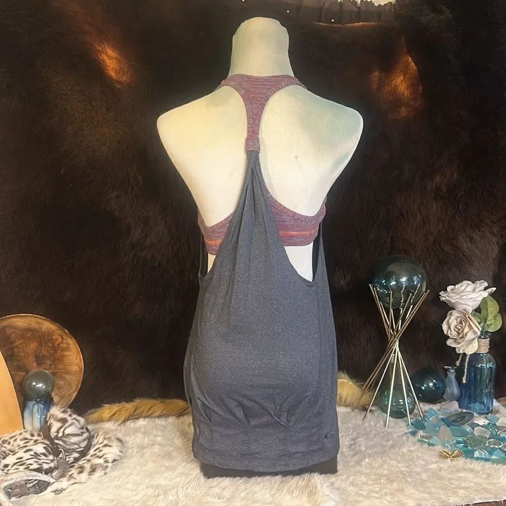 Lululemon tank top 8 (4875) - Picture 5 of 6